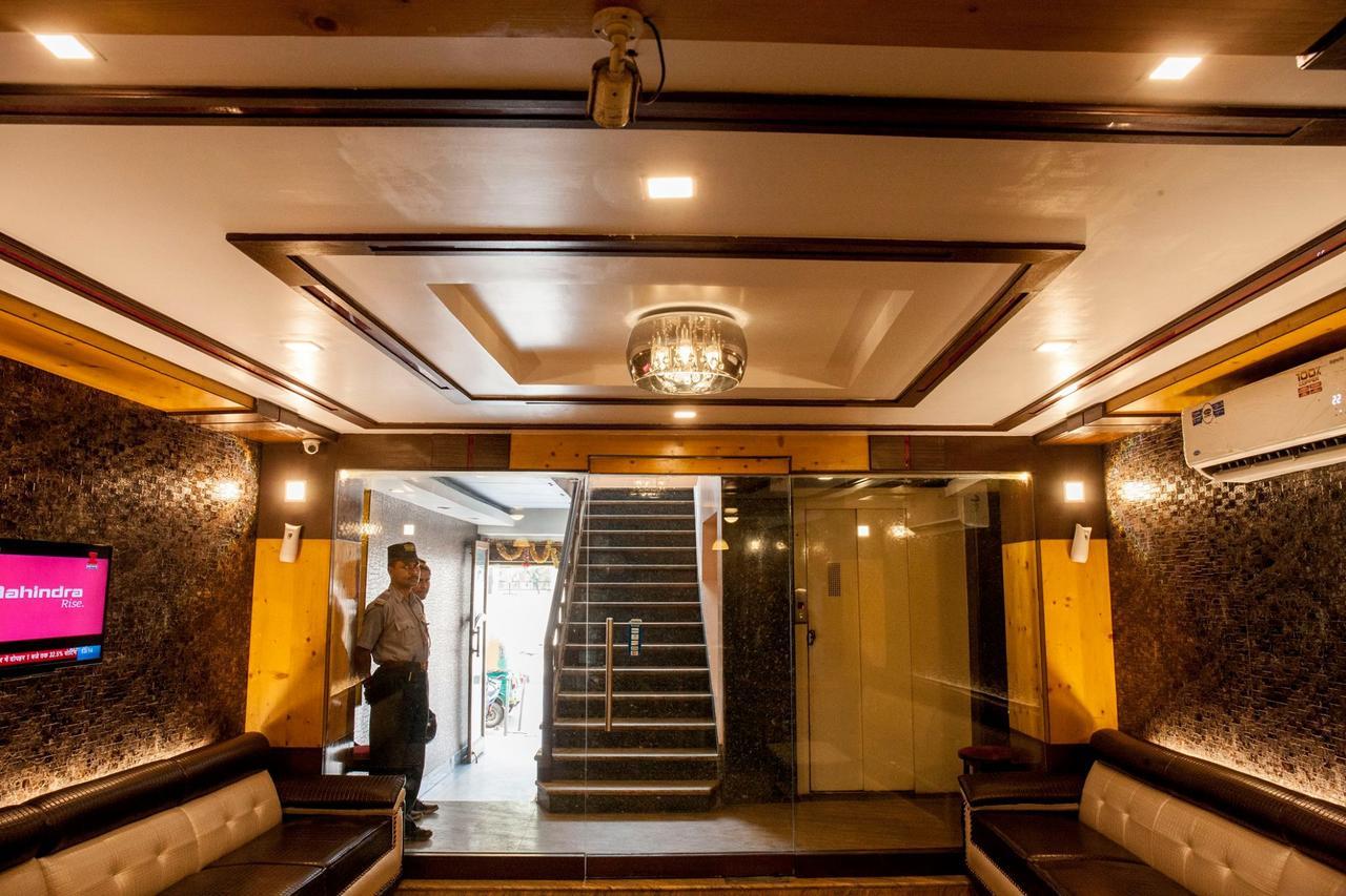Hotel Welcome Palace Agartala Esterno foto